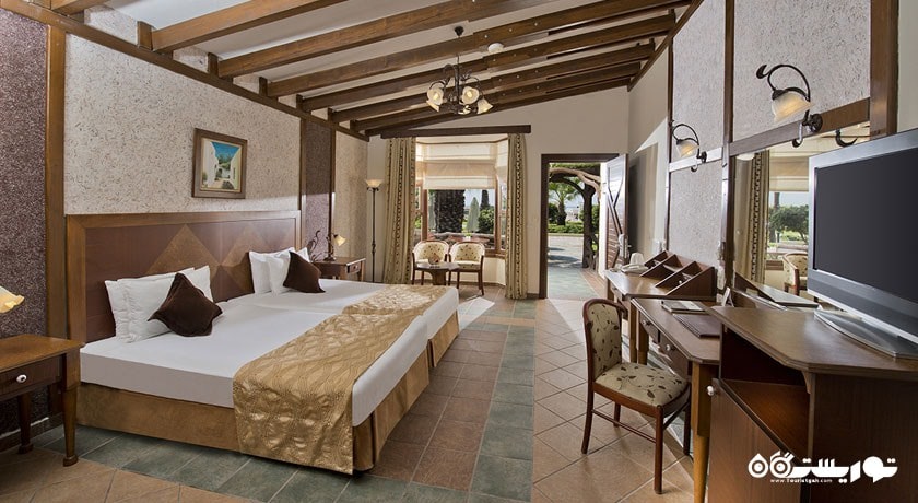 تخت بزرگ اتاق بیچ (ساحل)